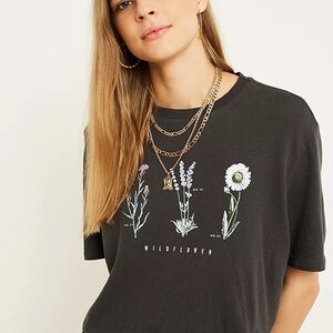 Urban Outfitters Wildflower Cropped Tee